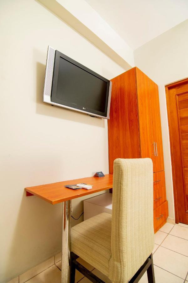 El Dorado Express Hotel Iquitos Esterno foto